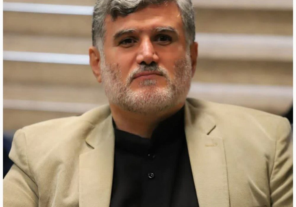 شهردار در تحقق برخی وعده ها تاخیر دارد