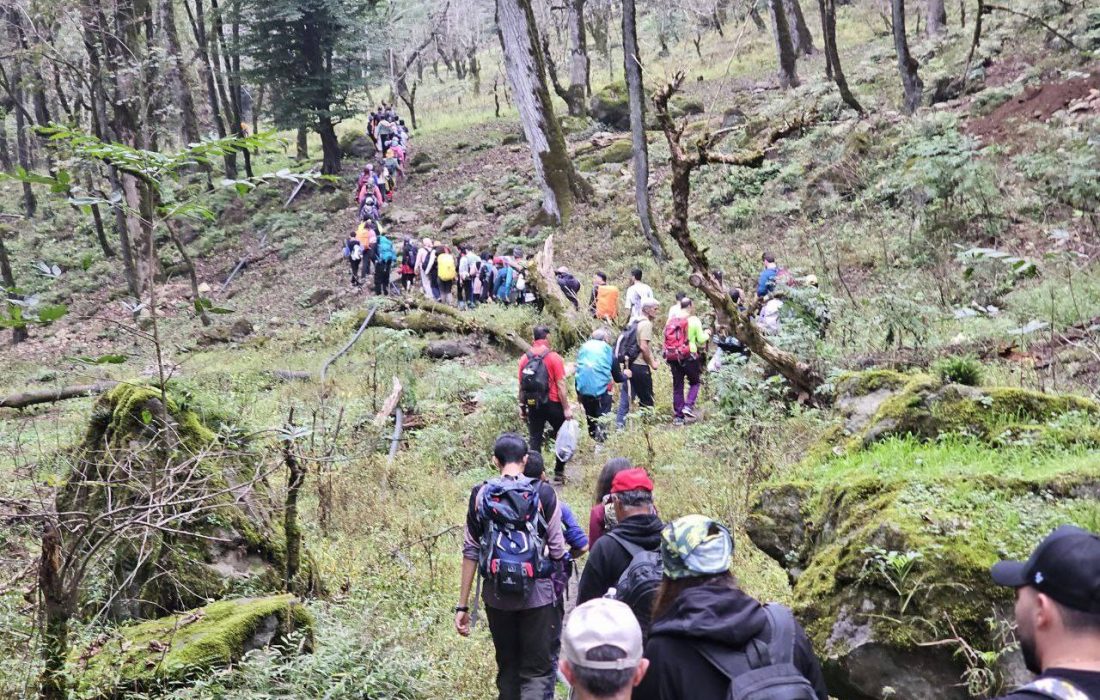 از کوهنوردان بخش کلاچای تجلیل شد