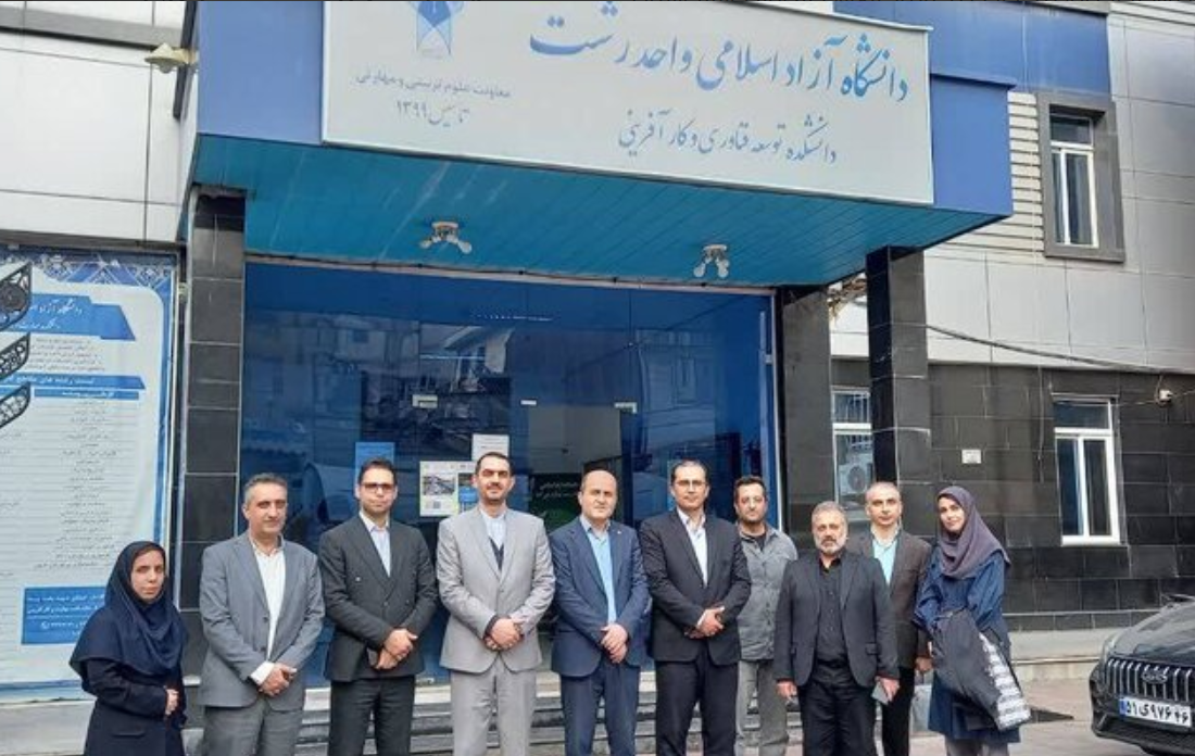 بازدید مدیرکل بهزیستی گیلان از دانشکده توسعه فناوری و کارآفرینی دانشگاه آزاد اسلامی رشت